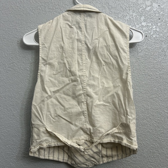 Ralph Lauren’s women’s vest - Picture 4 of 7